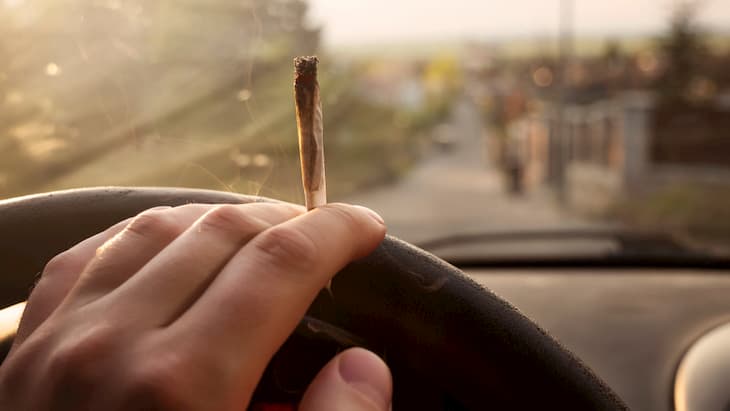 use the cannabis and drive