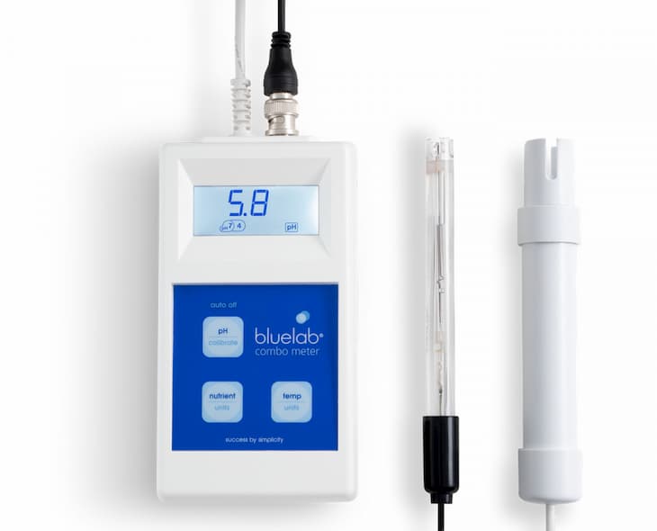 bluelab meter, ph probe and conductivity probe